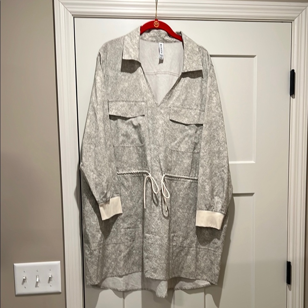 Athleta Gray Utility Dress - Lightweight Versatile